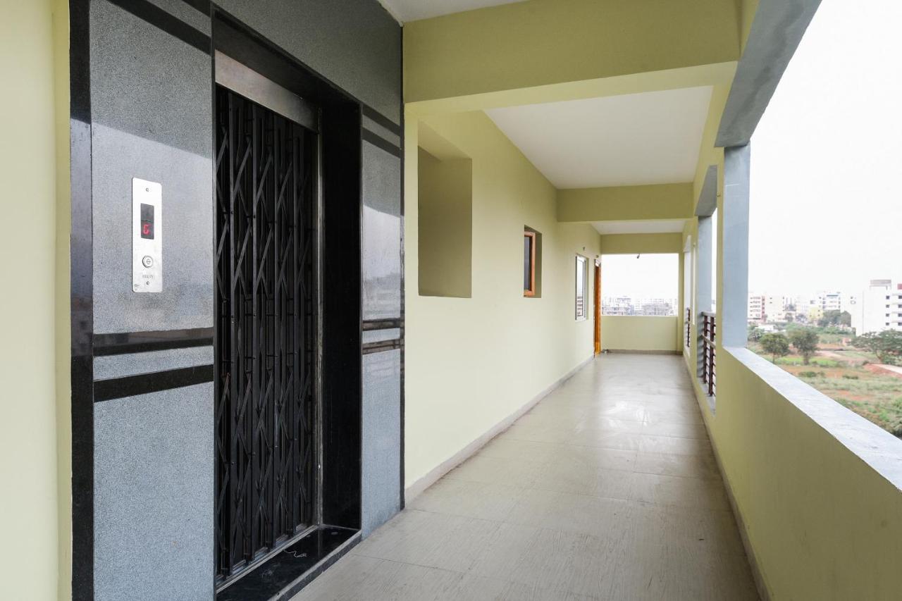 Oyo 26234 Annapurna Nilayam Hotel Vijayawāda Buitenkant foto